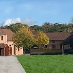 Domaine Du Bois D'hez - Corporate Privative
